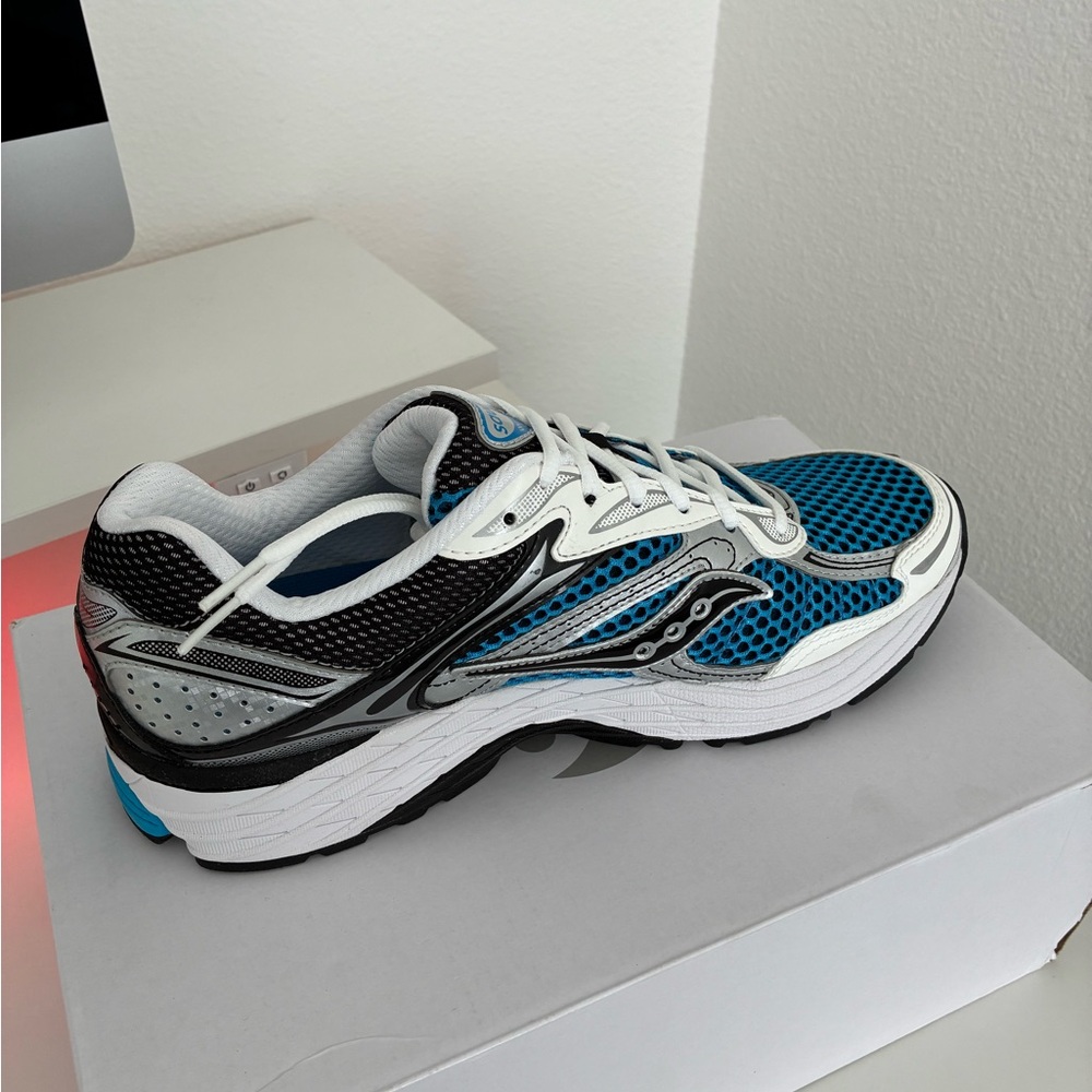 Saucony ProGrid Omni 9 - Royal Silver